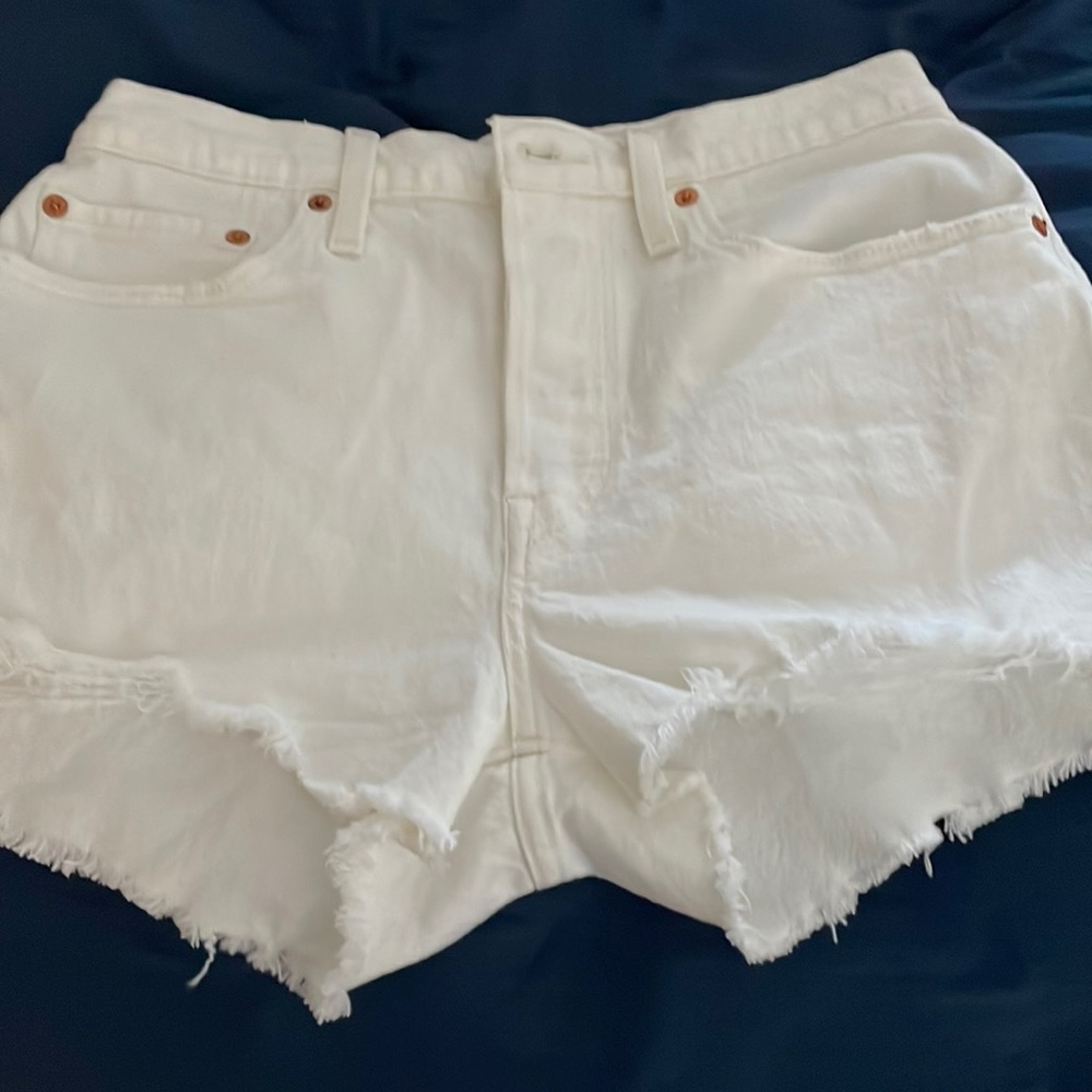 Cut off shorts
